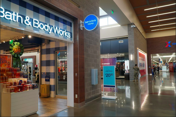 JBLM mall picture 4